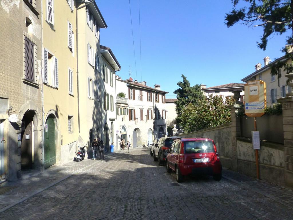 شقة Porta Dipinta House Bergamo Alta الغرفة الصورة
